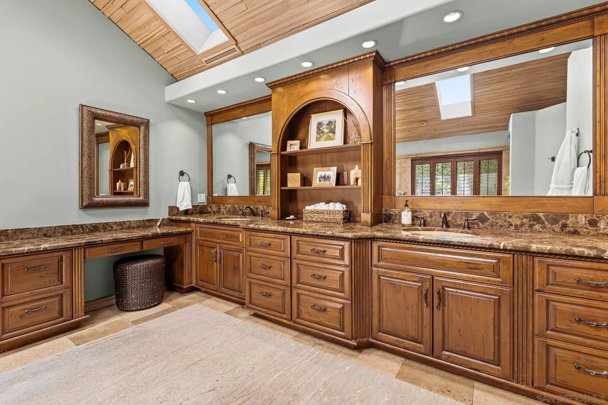 2969 Racetrack View Drive Del Mar, CA 92014 - Photo 31 of 74