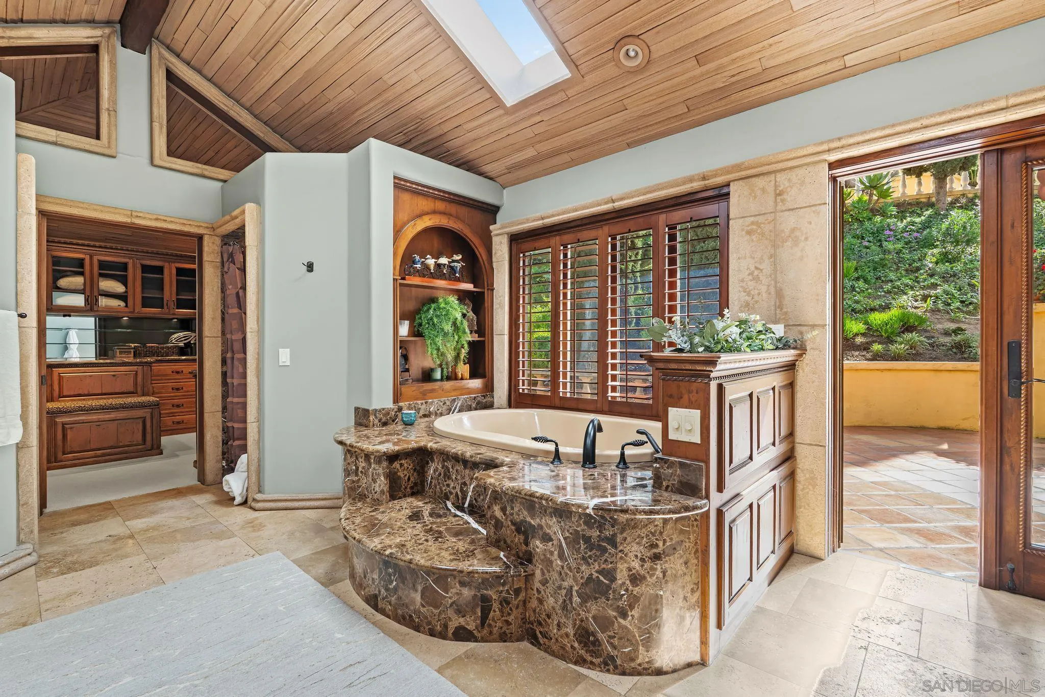 2969 Racetrack View Drive Del Mar, CA 92014 - Photo 33 of 74