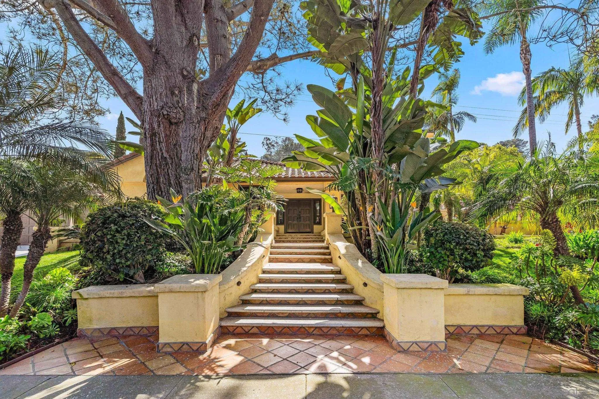 2969 Racetrack View Drive Del Mar, CA 92014 - Photo 4 of 74