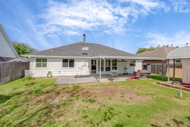 $270,000 | 4826 Stonebridge Street, Baytown, TX 77521