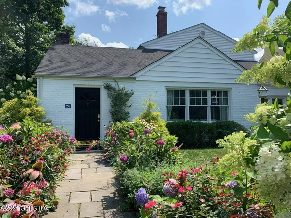 $10,500 | 25 Arnold Street, Old Greenwich, CT 06870