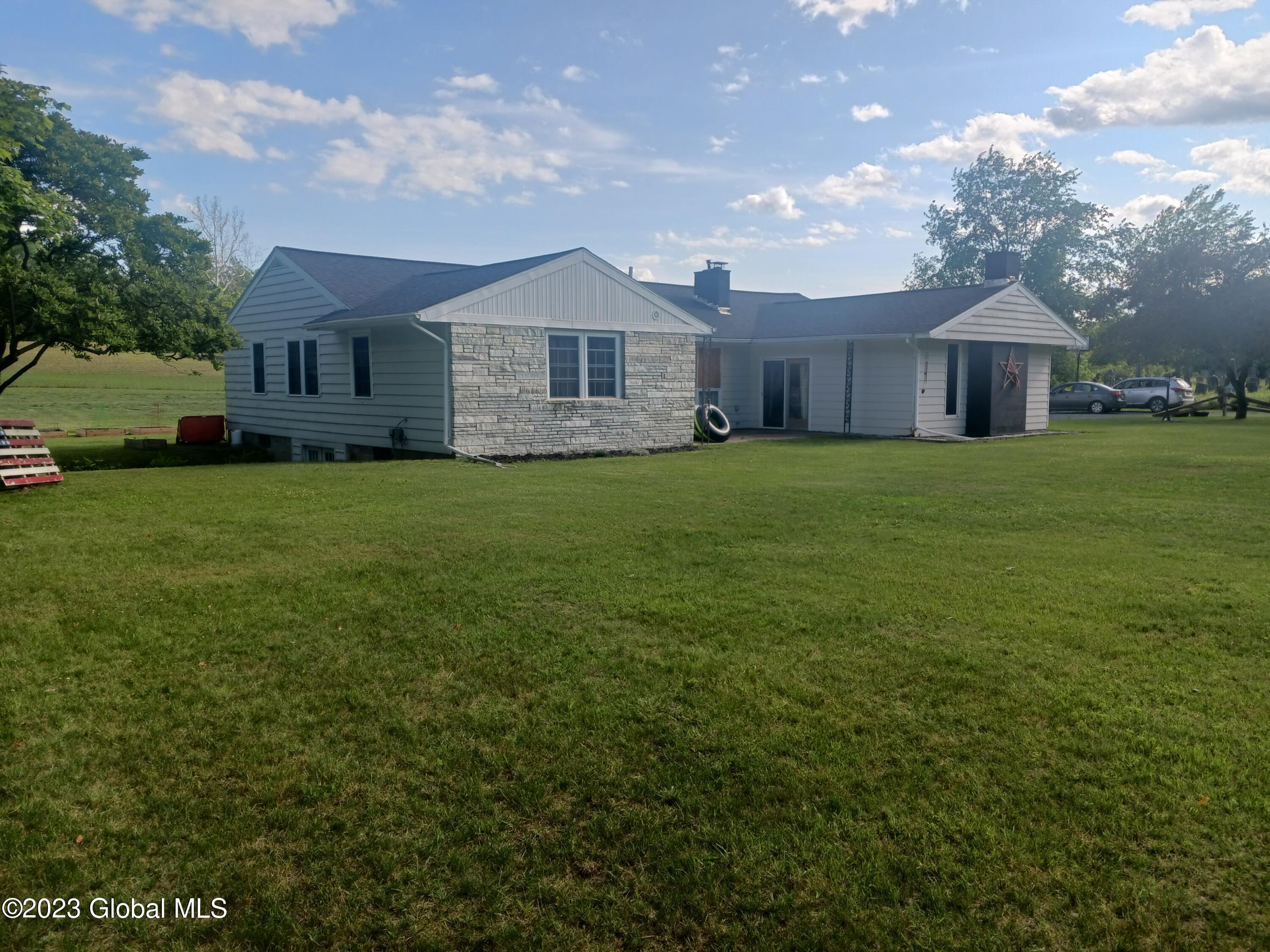 538 Cottrell Road Hoosick, NY 12090 - Photo 3 of 32 pic 9