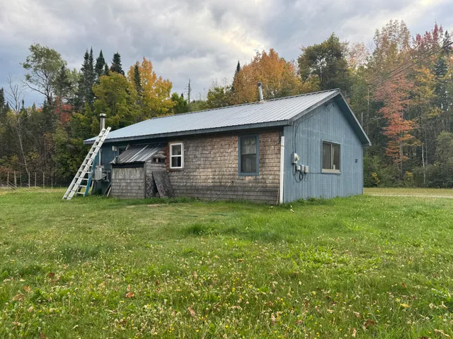 $119,900 | 1147 Dexter Road, Corinna, ME 04928