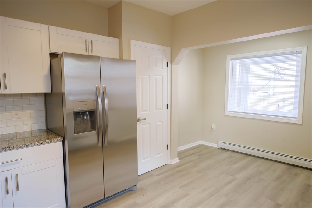 23 Eldert Street Springfield, MA 01109 - Photo 9 of 22 Gallery Image 9