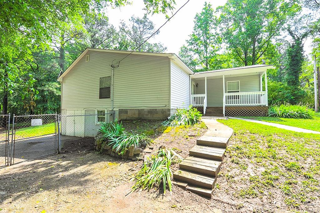 406 Fayetteville Road Fairburn, GA 30213 - Photo 1 of 1 Gallery Image 1