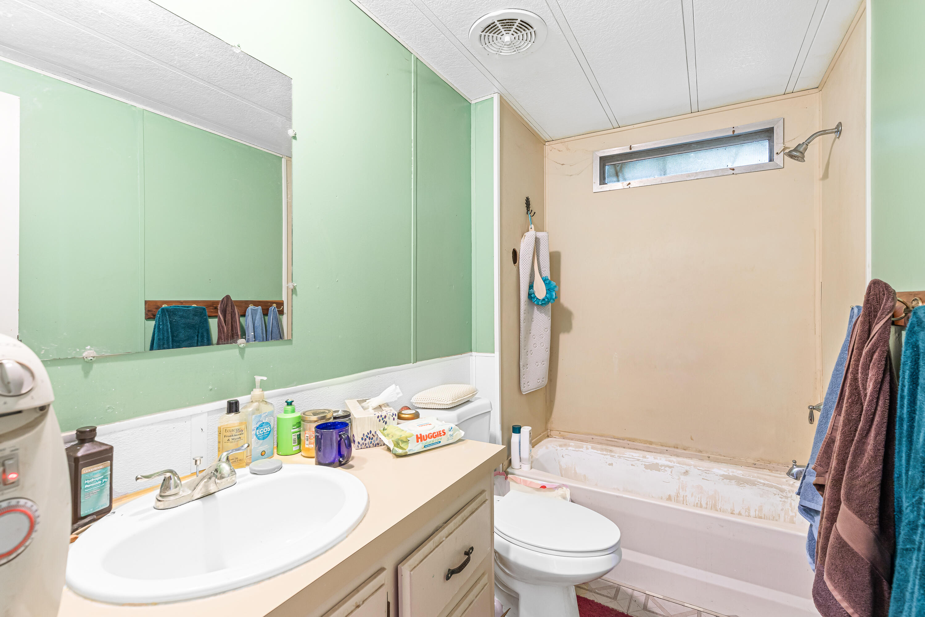 939 South Valley View Road, Unit 8 Ashland, OR 97520 - Photo 18 of 24 a bathroom with a sink toilet and shower