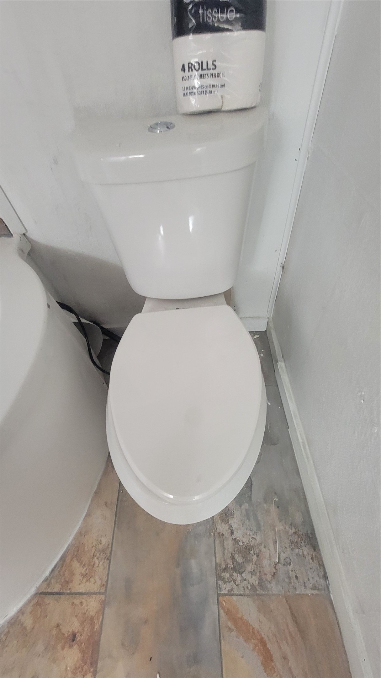 2960 Call Street Vidor, TX 77662 - Photo 39 of 46 a close view of a toilet in a room
