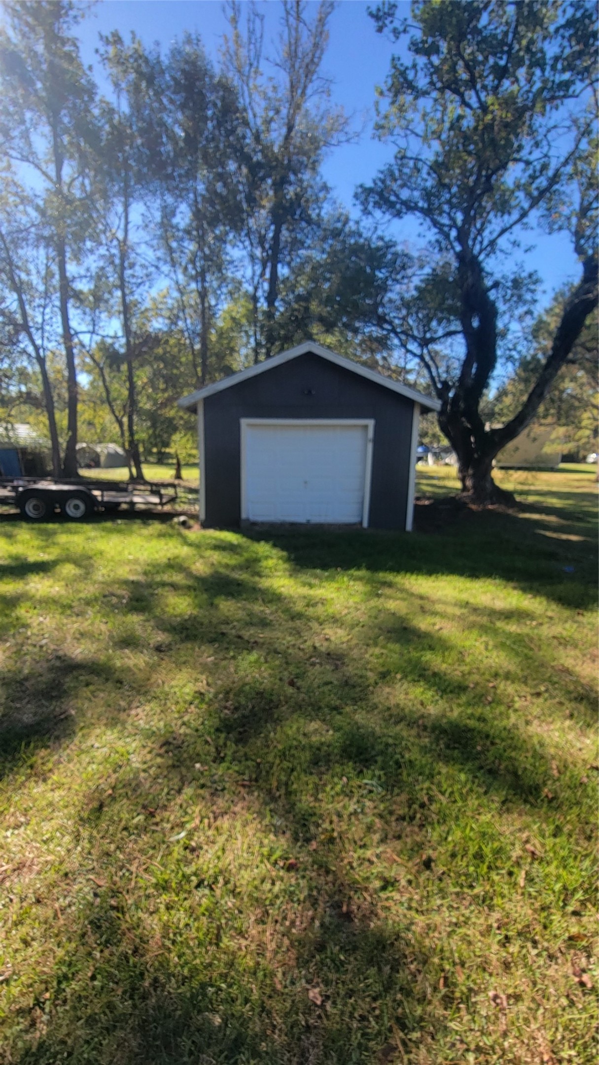 2960 Call Street Vidor, TX 77662 - Photo 4 of 46 a view of a yard with a house in the background