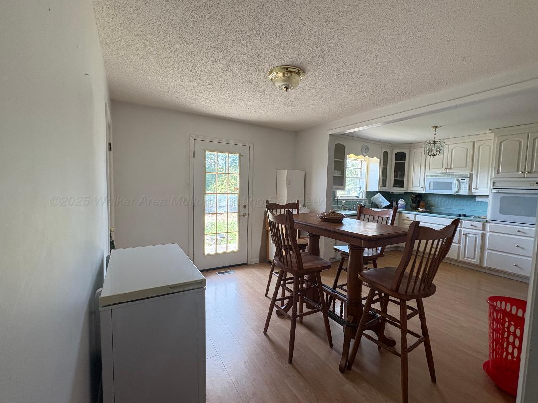 477 Fall City Road Jasper, AL 35503 - Photo 5 of 31 Kitchen/Breakfast Nook View