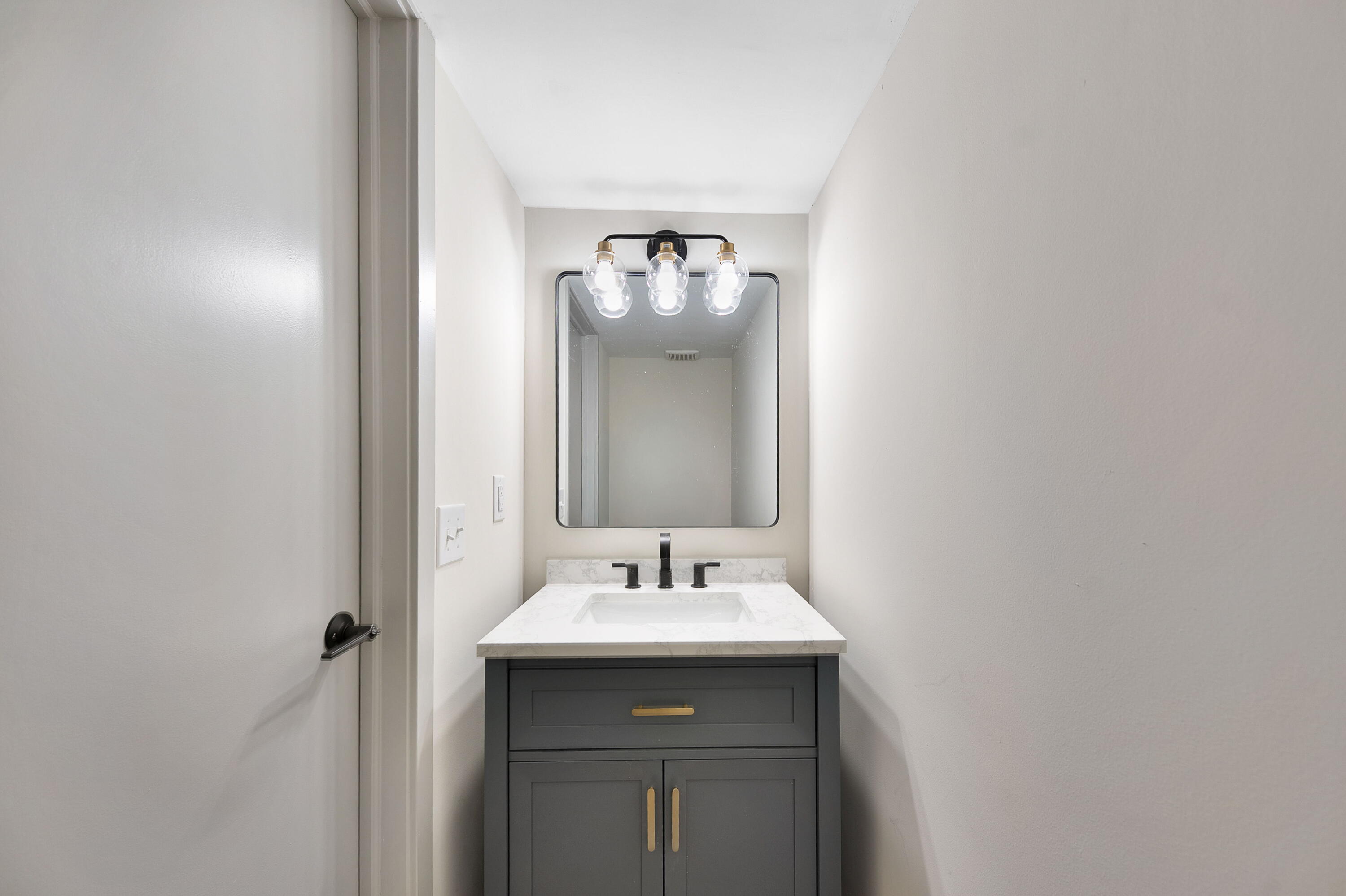 108 Kennedy Road Covington, KY 41011 - Photo 27 of 31