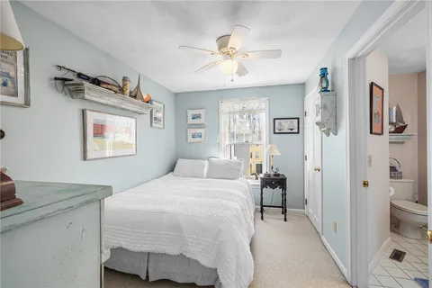 $2,975 | 93 Mill Street, Unit B, Newport, RI 02840