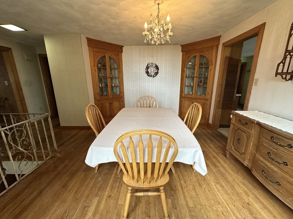 39-41 Woodbury Street Beverly, MA 01915 - Photo 5 of 21