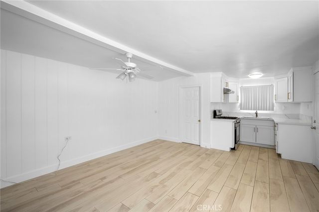 $1,900 | 1131 Thompson Avenue, Glendale, CA 91201