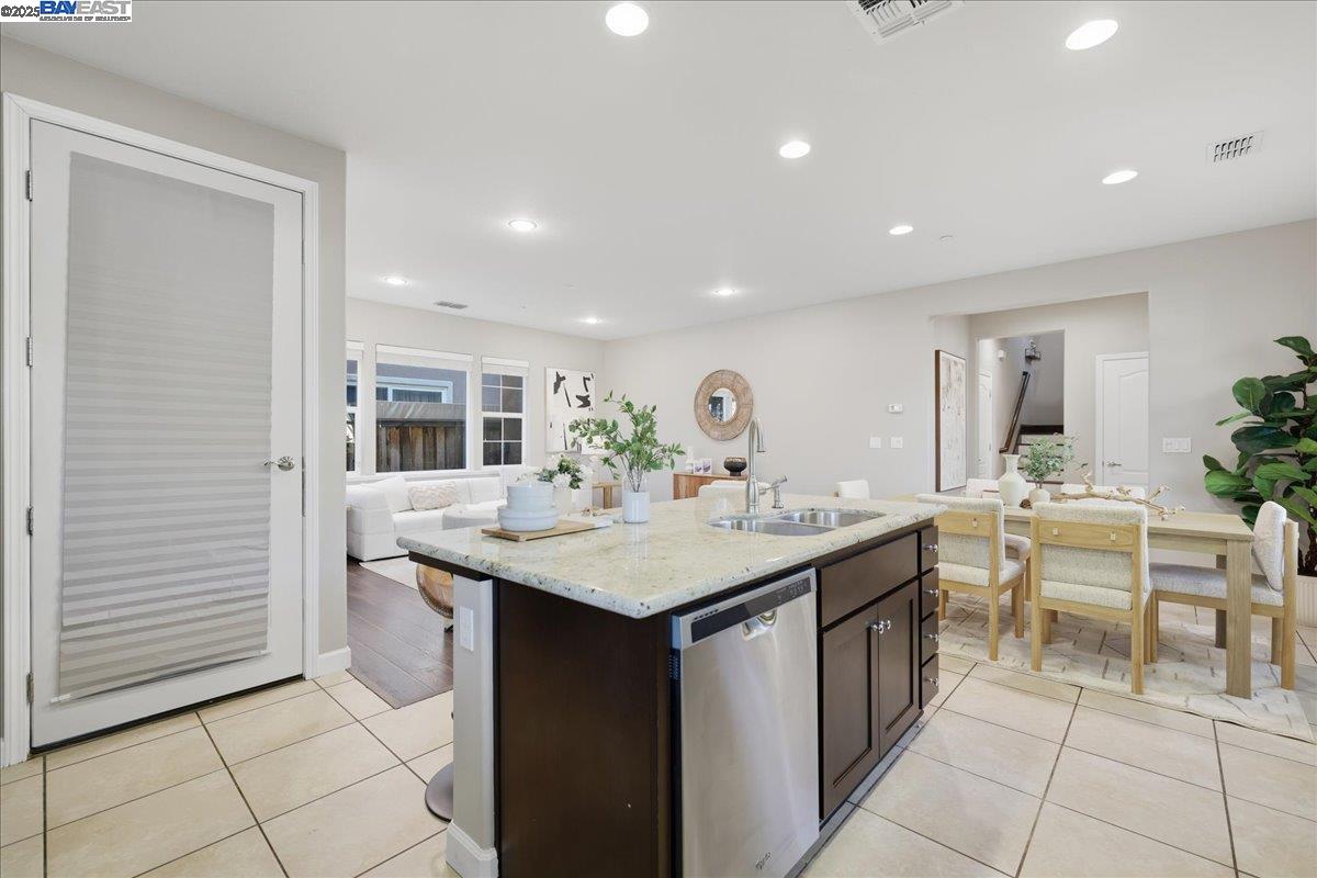 1504 Middle Lane Hayward, CA 94545 - Photo 17 of 60