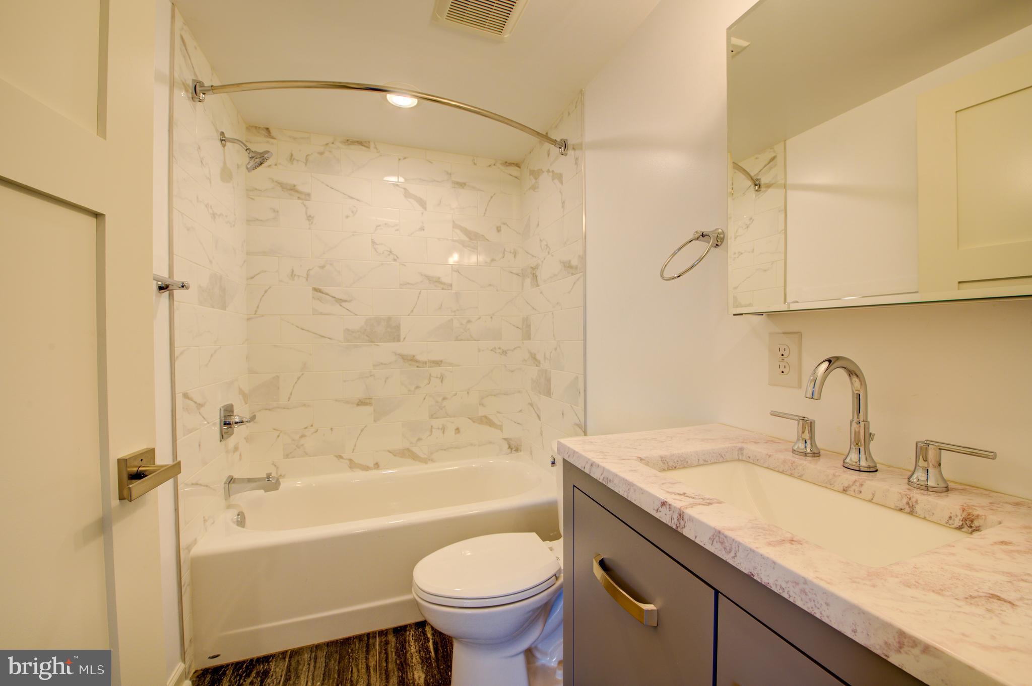 6649 Ridge Avenue, Unit B103 Philadelphia, PA 19128 - Photo 5 of 14