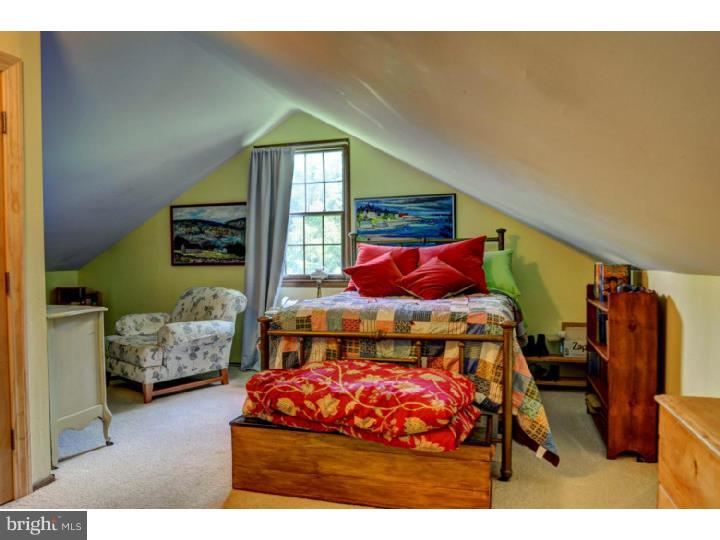 1108 River Road Ewing, NJ 08628 - Photo 11 of 20 Bedroom - Main