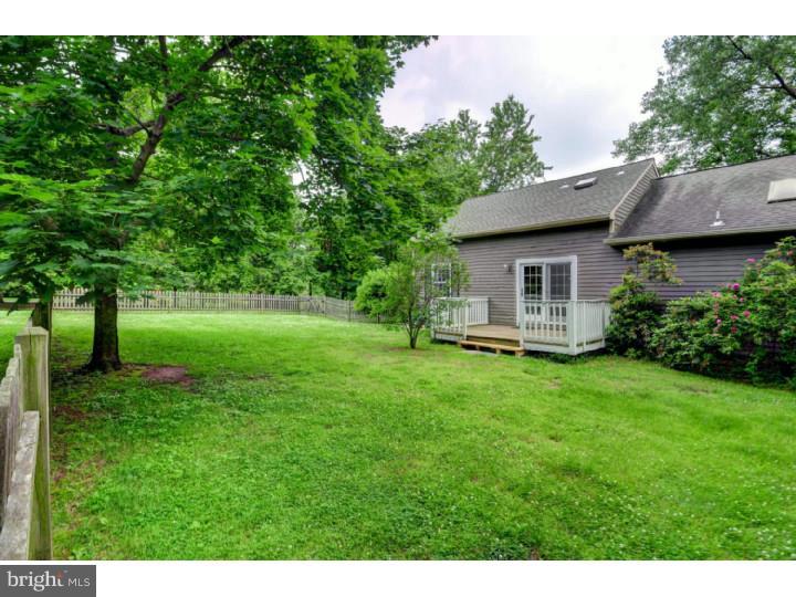 1108 River Road Ewing, NJ 08628 - Photo 16 of 20 Back Yard