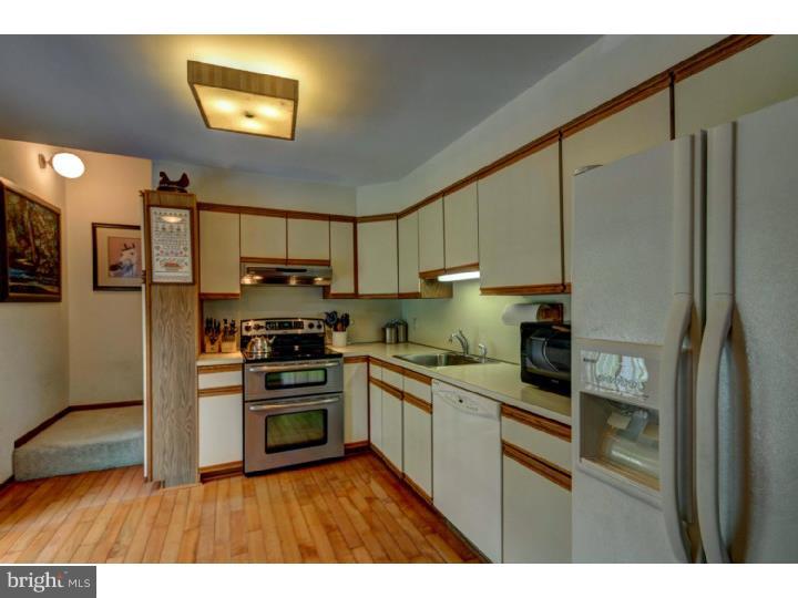 1108 River Road Ewing, NJ 08628 - Photo 6 of 20 Kitchen