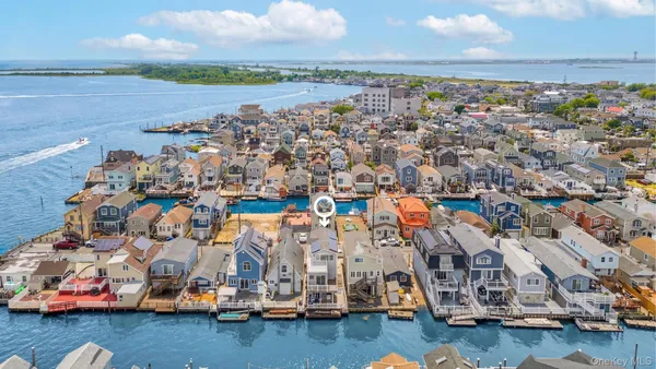 $899,000 | 40 West 13th Road | Broad Channel
