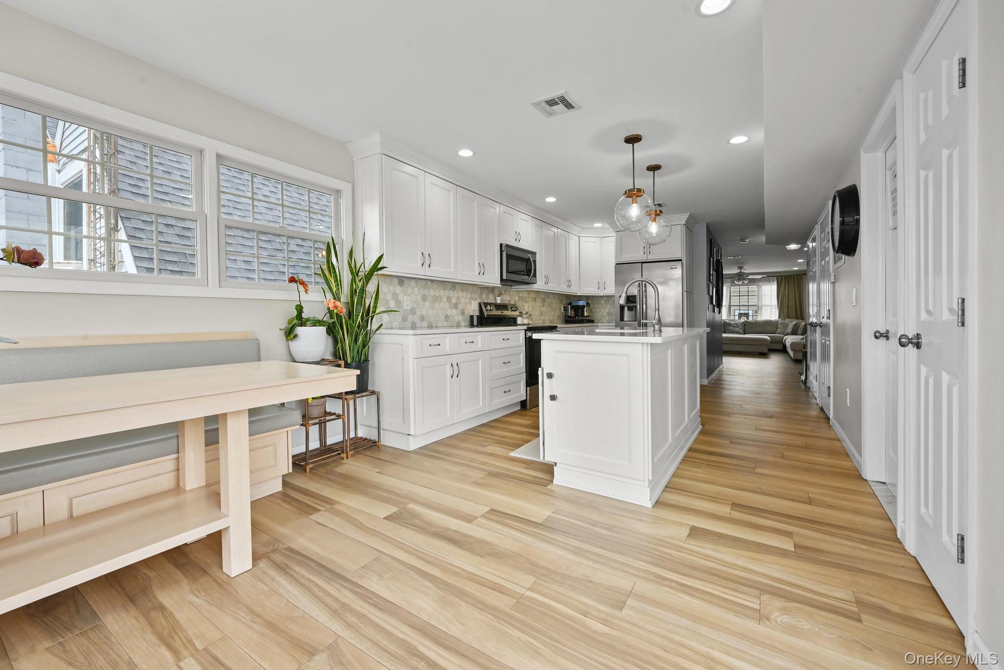 40 West 13th Road Queens, NY 11693 - Photo 12 of 41