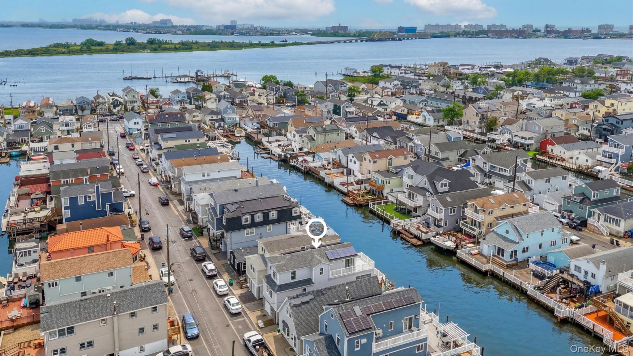 40 West 13th Road Queens, NY 11693 - Photo 2 of 41