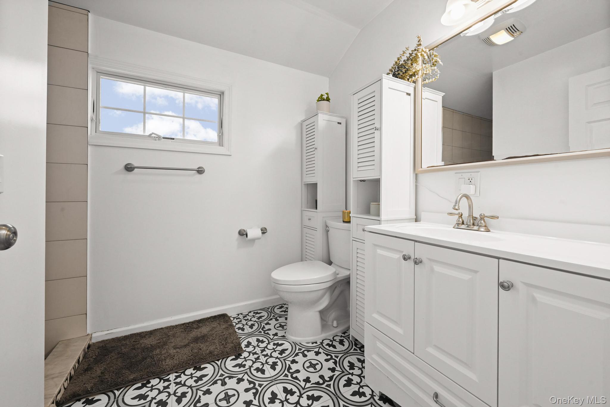 40 West 13th Road Queens, NY 11693 - Photo 22 of 41