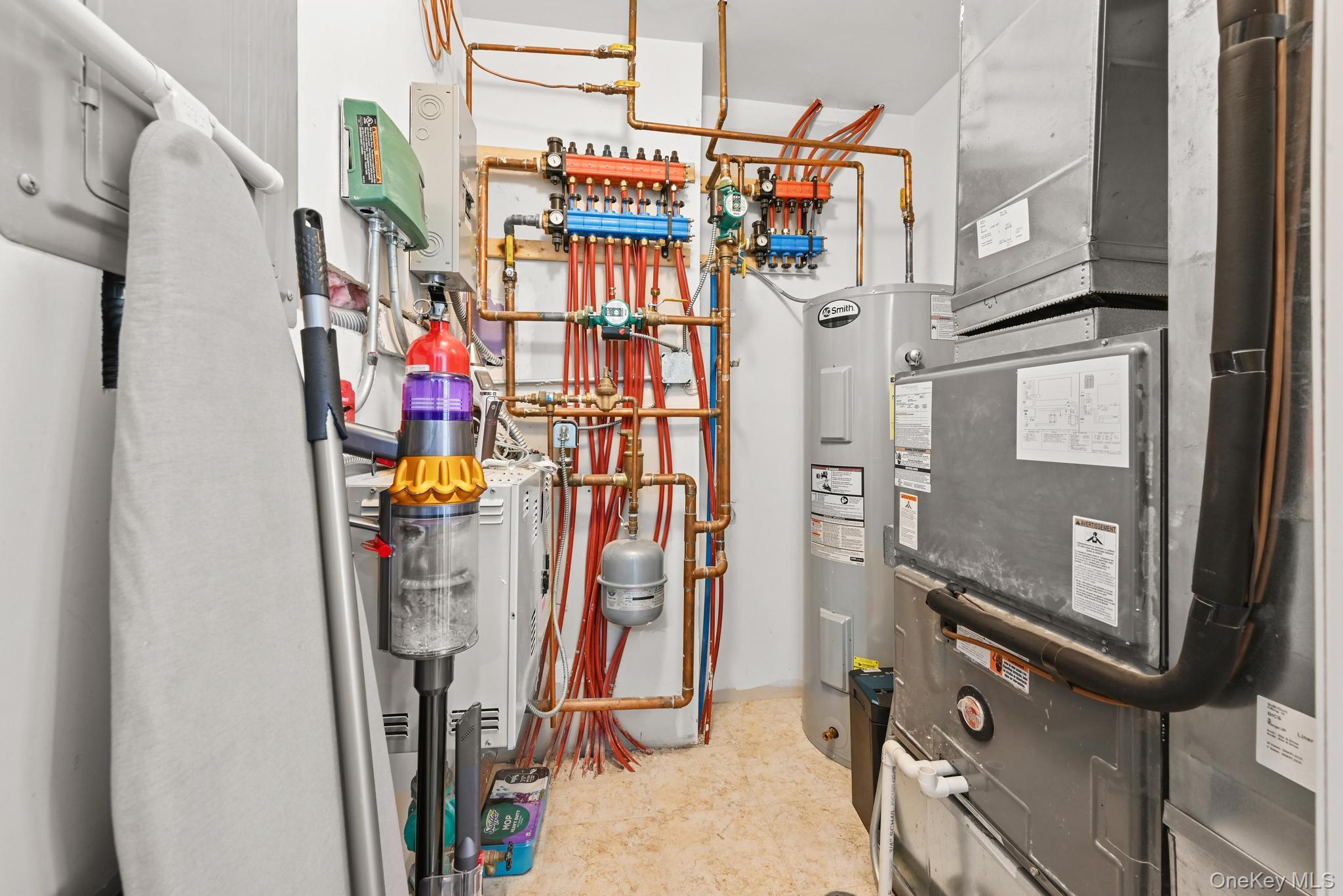 40 West 13th Road Queens, NY 11693 - Photo 34 of 41