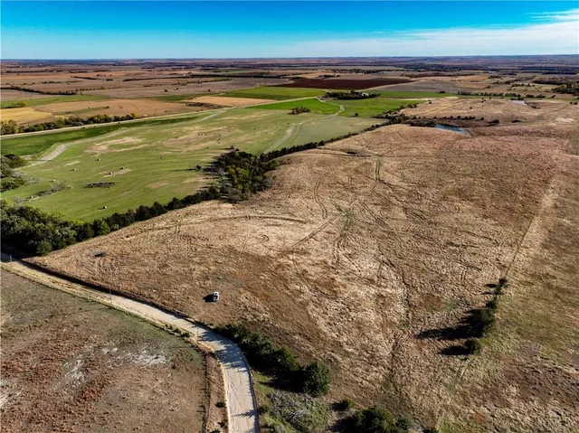 $750,000 | 2785 East Maize Lane, Other, KS 67423