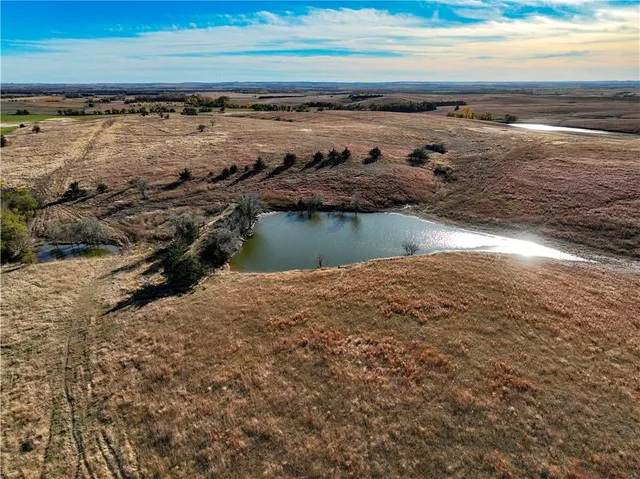 $750,000 | 2785 East Maize Lane, Other, KS 67423