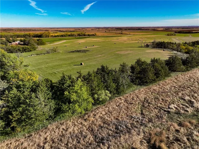 $750,000 | 2785 East Maize Lane, Other, KS 67423