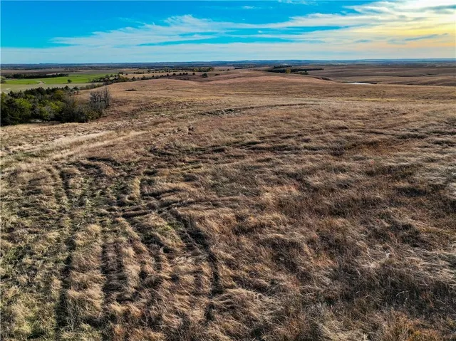 $750,000 | 2785 East Maize Lane, Other, KS 67423