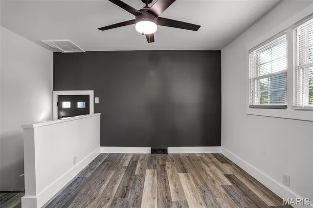 $199,900 | 527 Metzger Avenue, Wood River, IL 62095