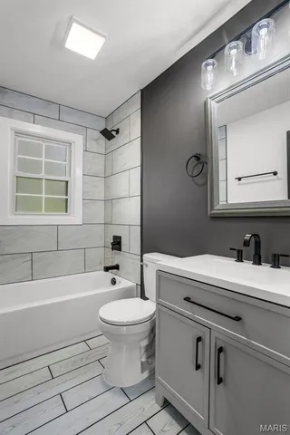 $199,900 | 527 Metzger Avenue, Wood River, IL 62095