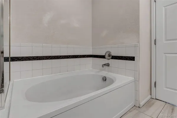 $500,000 | 15383 East 98th Place, Commerce City, CO 80022