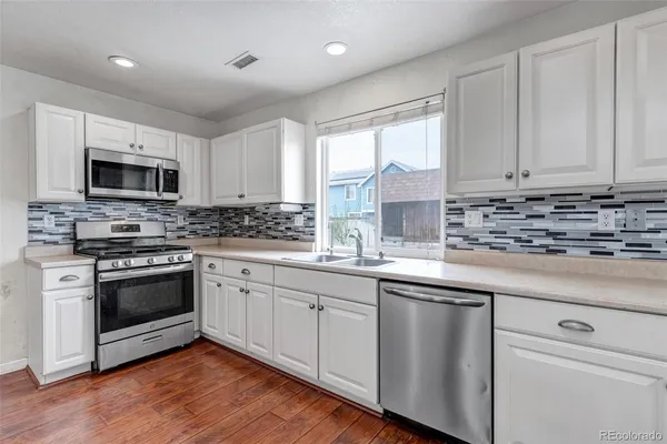 $500,000 | 15383 East 98th Place, Commerce City, CO 80022