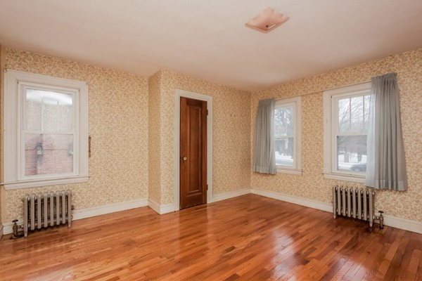 176 Springfield Street Springfield, MA 01107 - Photo 13 of 30