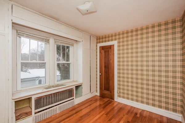 176 Springfield Street Springfield, MA 01107 - Photo 16 of 30