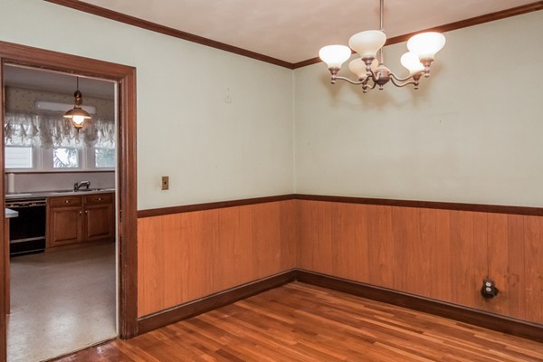 176 Springfield Street Springfield, MA 01107 - Photo 7 of 30