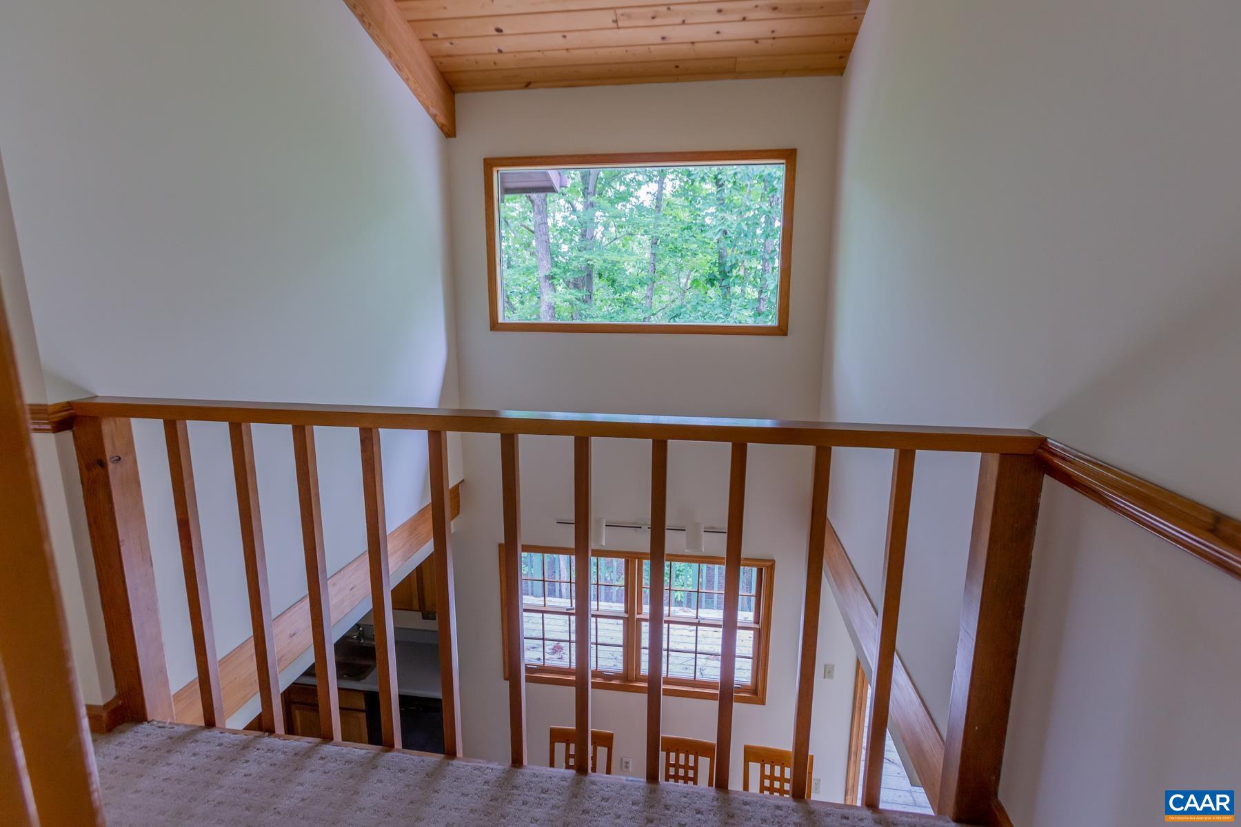 21 Briarwood Road Palmyra, VA 22963 - Photo 13 of 37 a view of a balcony