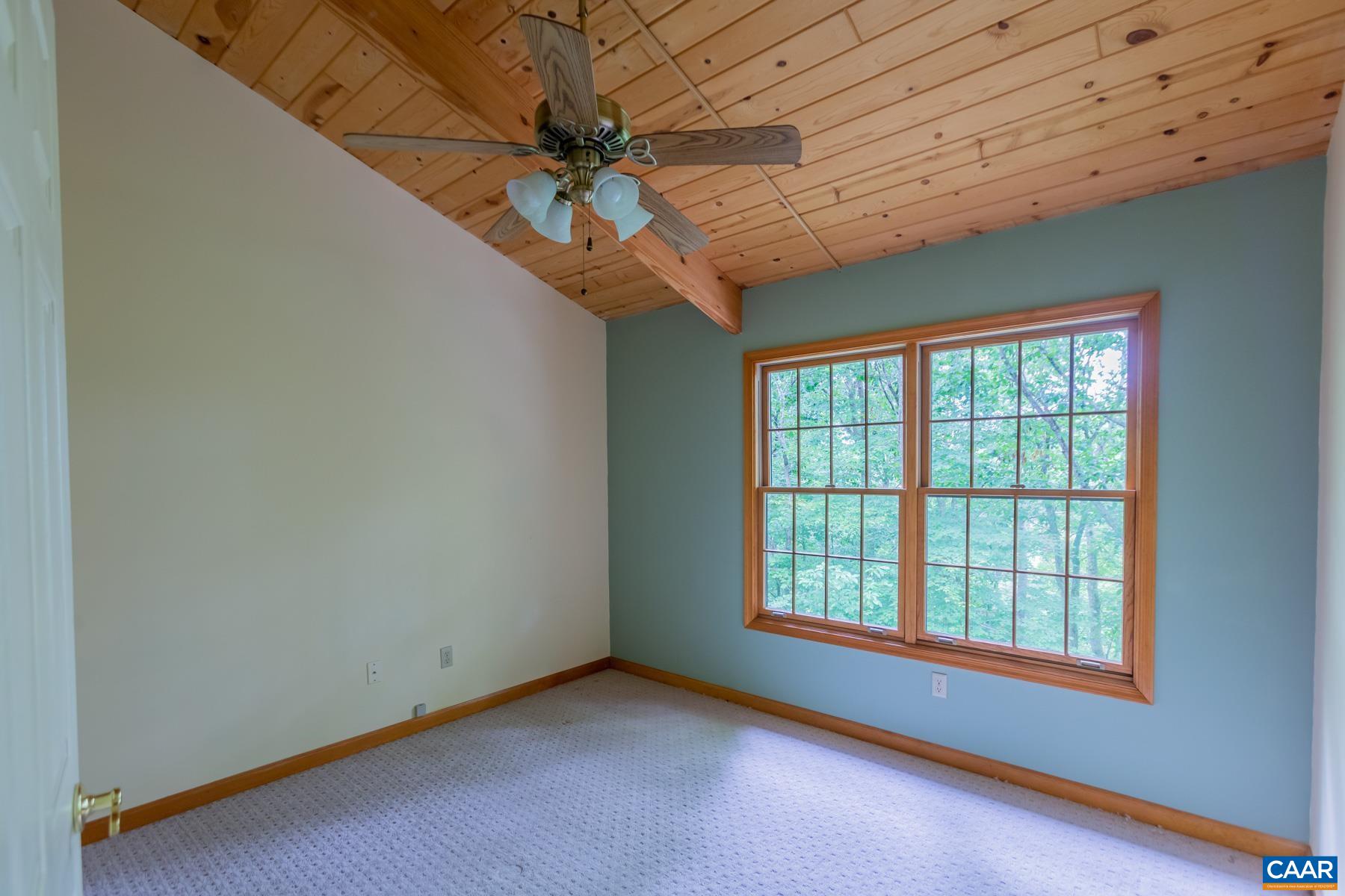 21 Briarwood Road Palmyra, VA 22963 - Photo 17 of 37 a view of an empty room with a window
