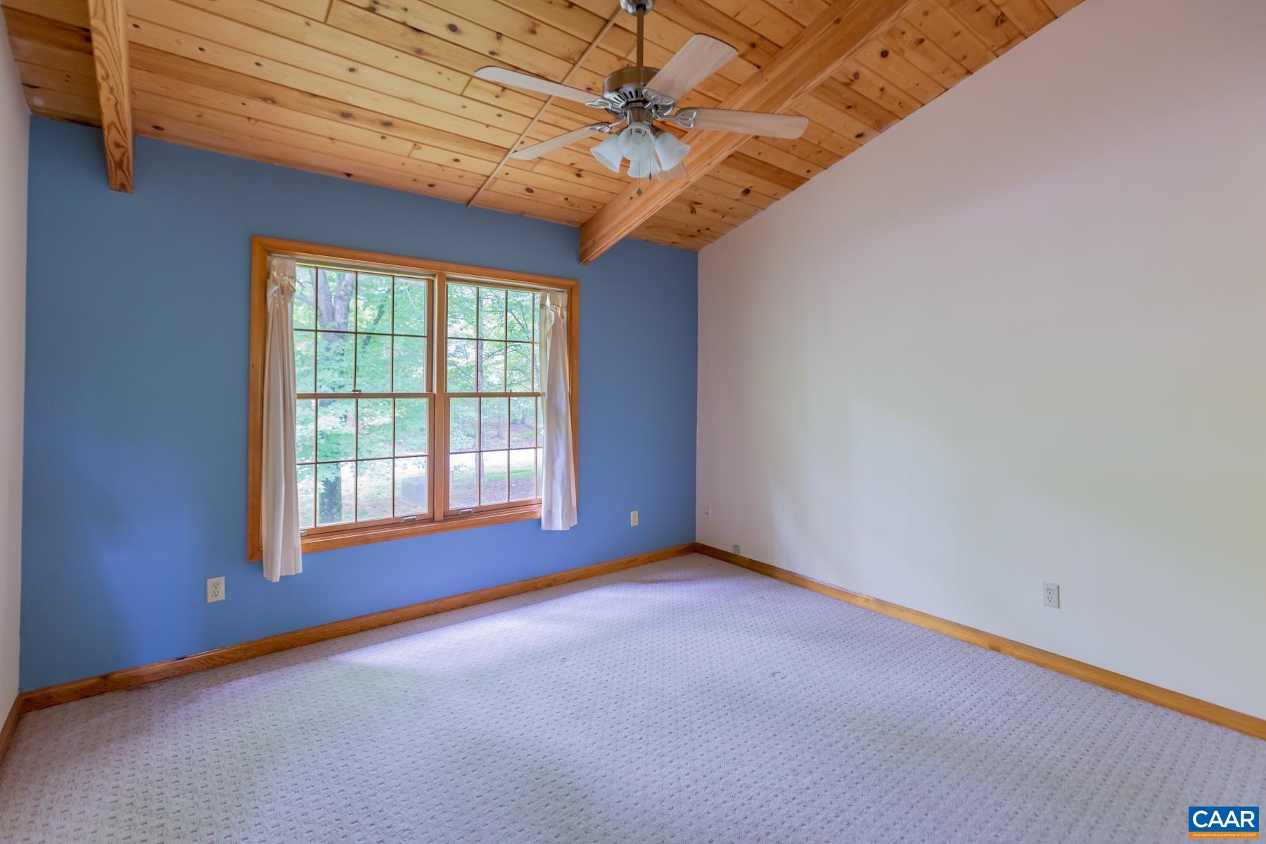 21 Briarwood Road Palmyra, VA 22963 - Photo 19 of 37 an empty room with windows and fan
