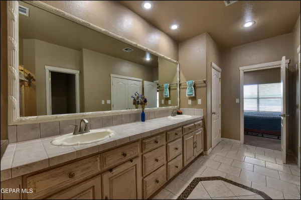 a view of a backyard with a sink