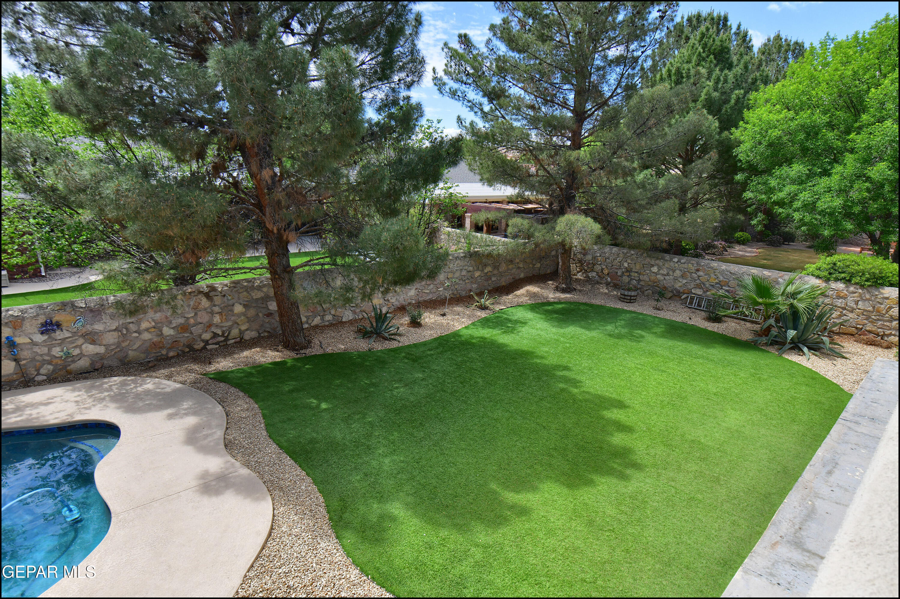 604 Rosinante Road El Paso, TX 79922 - Photo 35 of 46 41