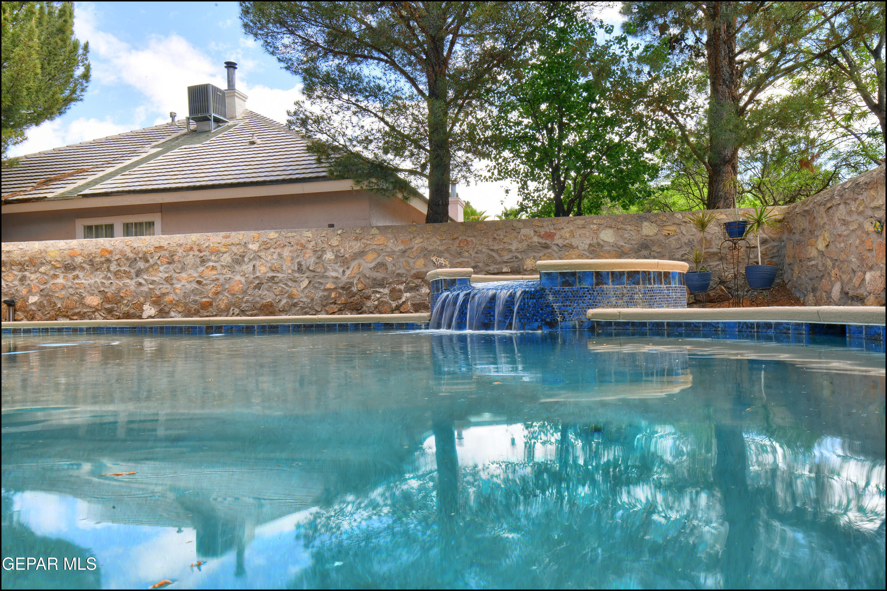 604 Rosinante Road El Paso, TX 79922 - Photo 5 of 46 69