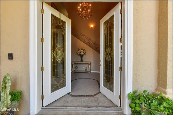 $739,000 | 604 Rosinante Road, El Paso, TX 79922