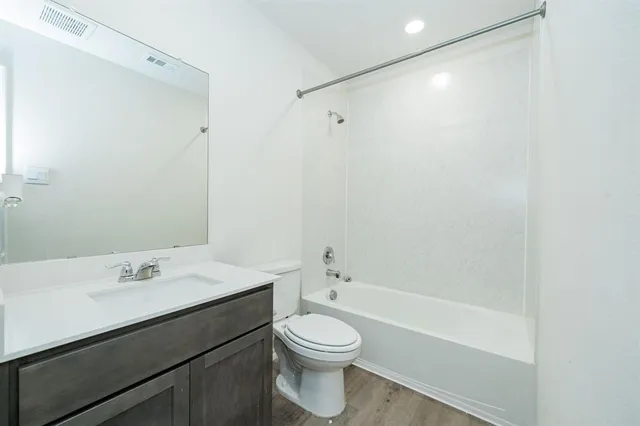 $2,100 | 904 Sunrise Lane, Royse City, TX 75189