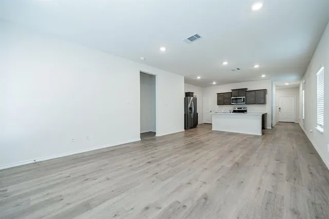 $2,100 | 904 Sunrise Lane, Royse City, TX 75189