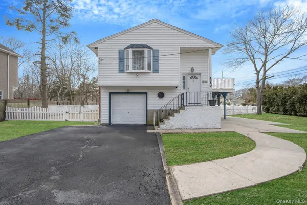 $599,999 | 83 Revilo Avenue, Shirley, NY 11967