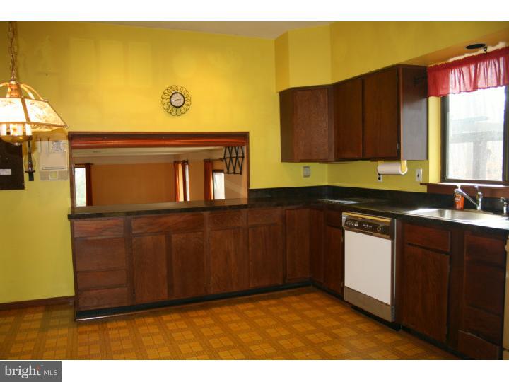 311 Ridge Road Spring City, PA 19475 - Photo 6 of 16 Kitchen