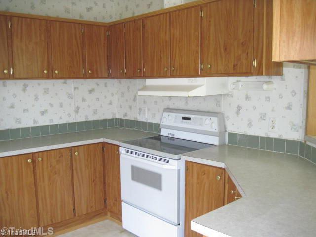 173 Busick Road Reidsville, NC 27320 - Photo 3 of 7 Kitchen.